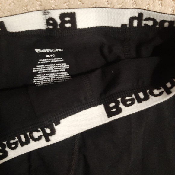 Bench under wear ( 2pc) - Picture 4 of 5